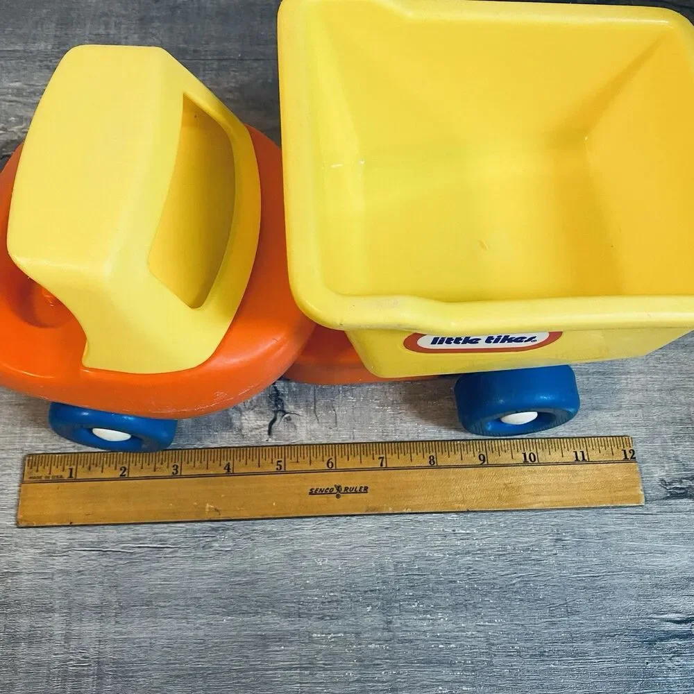 Vintage Little Tikes Toy Dump Truck